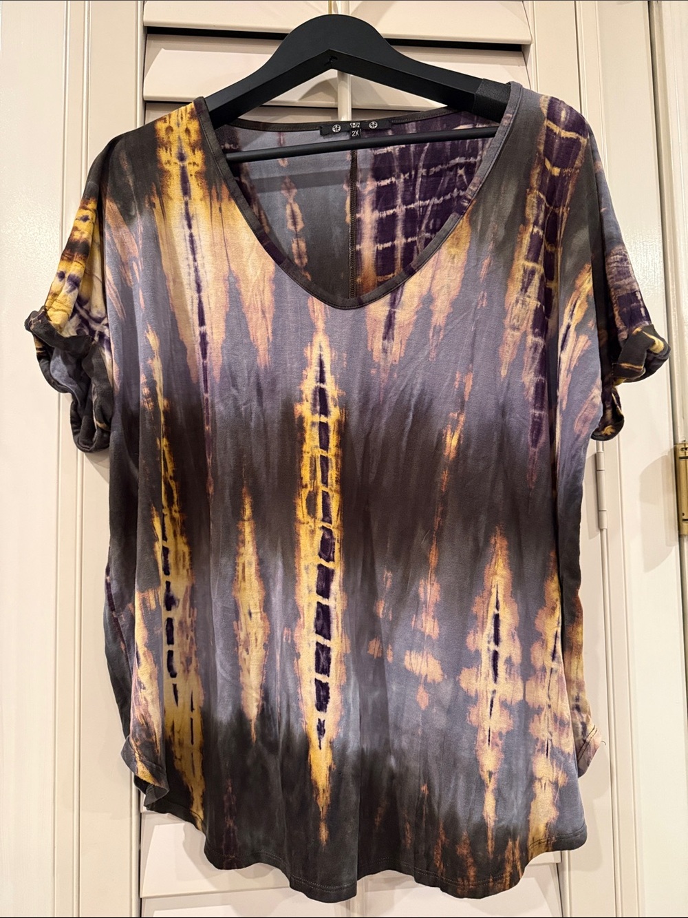 V-Neck Tie-Dye Short Sleeve Tee in Yellow and Purple